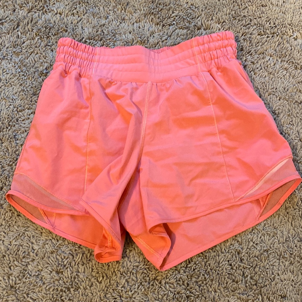 Lululemon Hotty Hot High Rise Shorts 4”